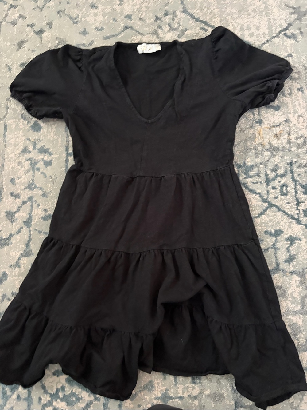 Black Tiered V-Neck Short Sleeve Dress